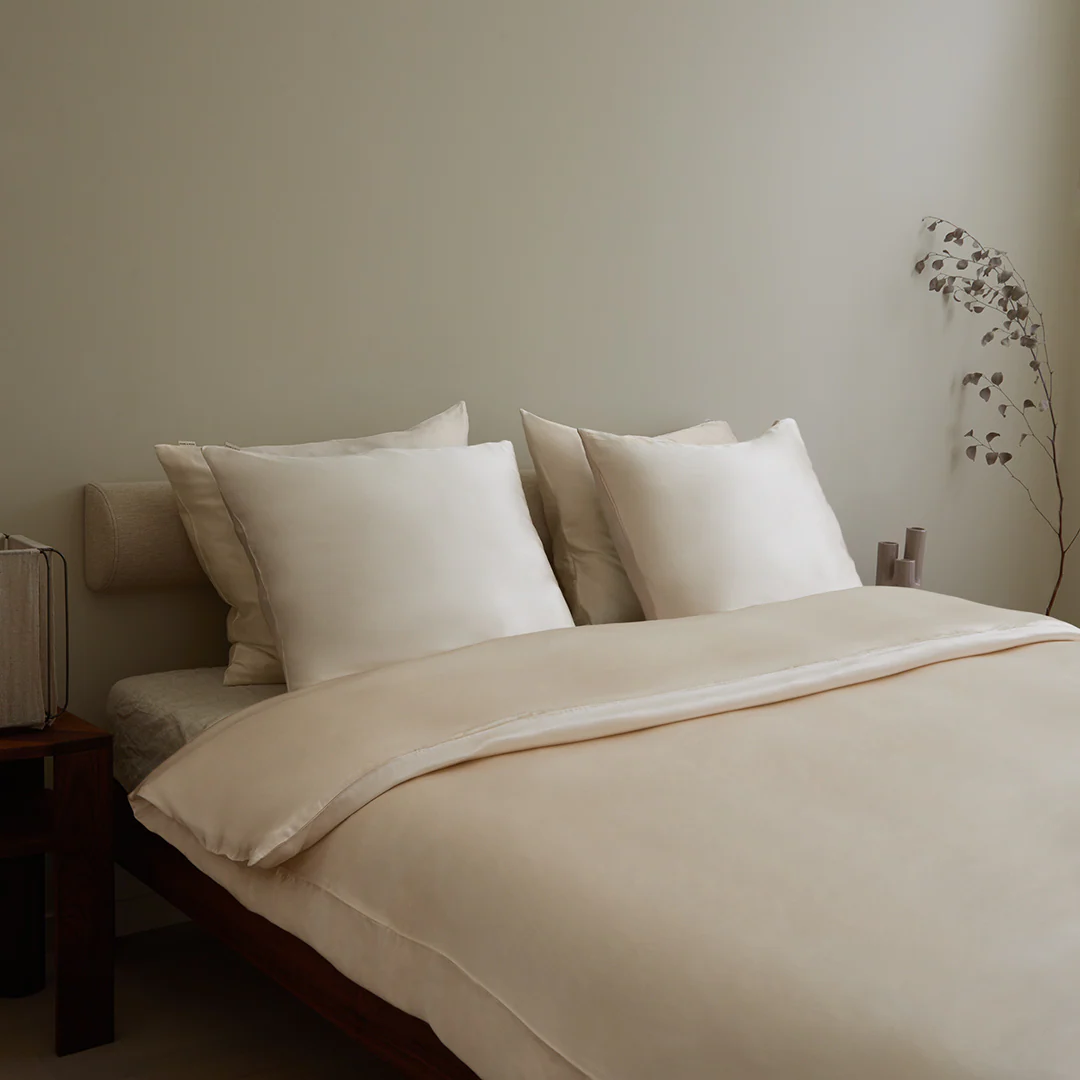 Premium Silk Duvet Cover Set - Image 2
